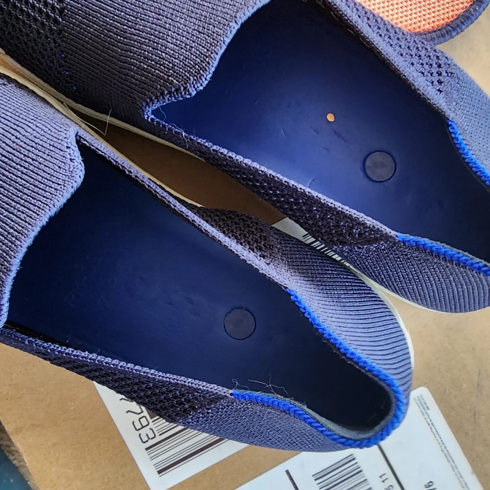 Rothys sz 8 Slip On Sneaker Navy Blue EUC - Picture 5 of 11
